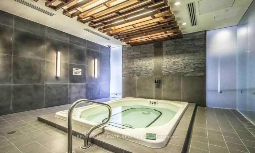 Two Br Two Ba Condo Face To Cn Tower Step To Rogers Centre 토론토 외부 사진